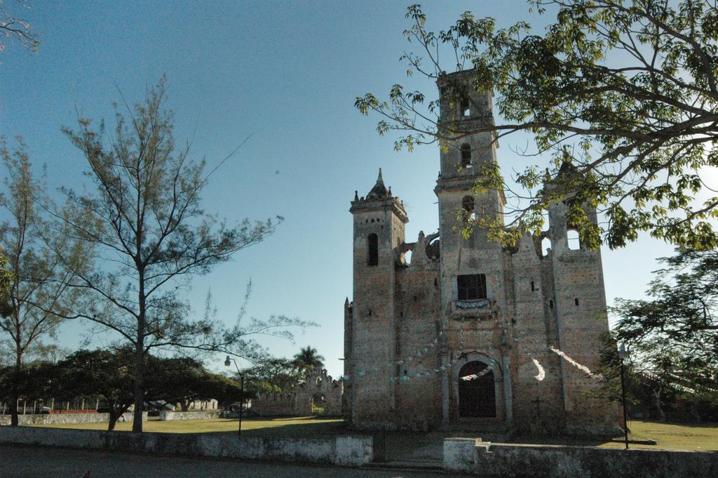 The Lodge At Uxmal Exterior photo